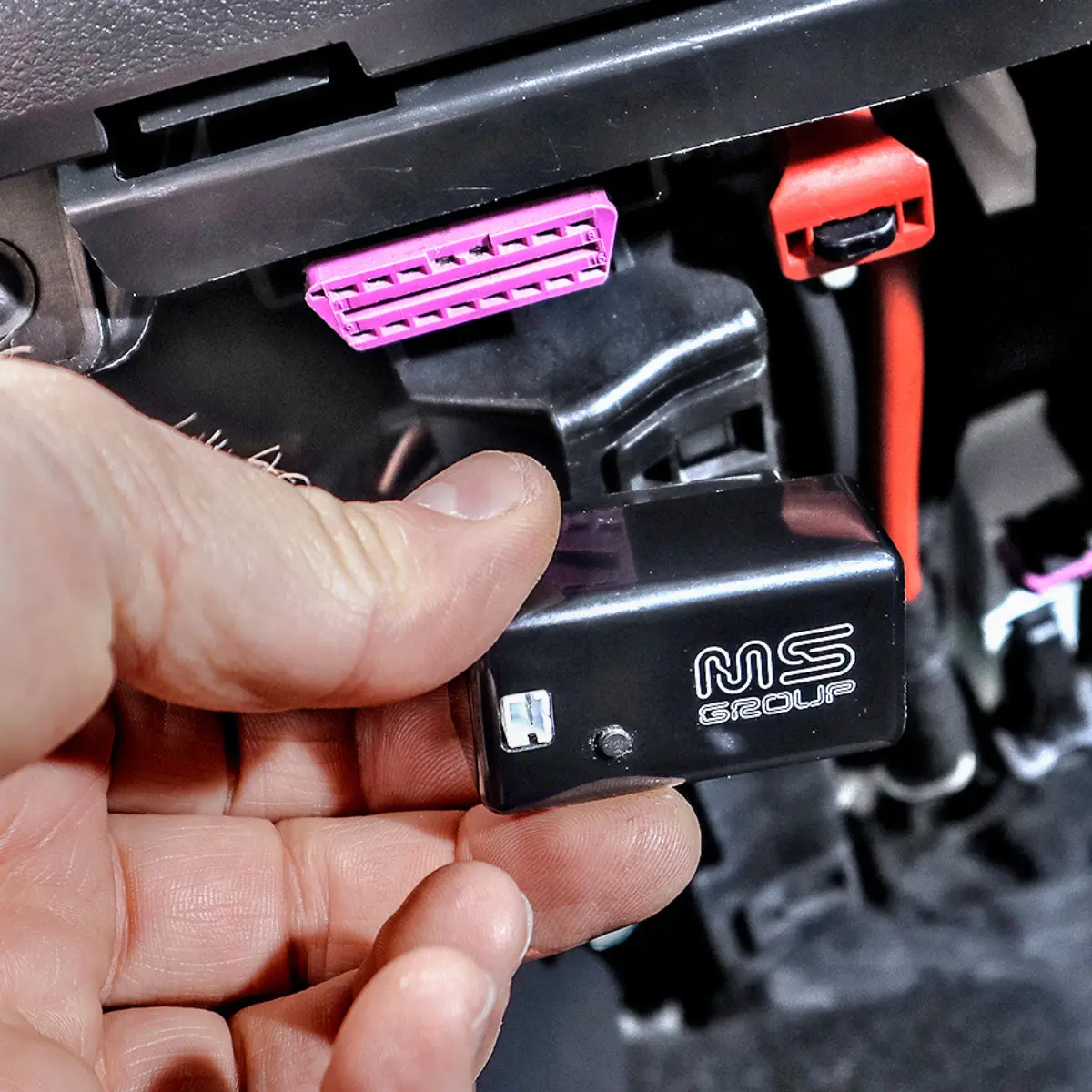 Instalación de DPF Control en la toma OBD2